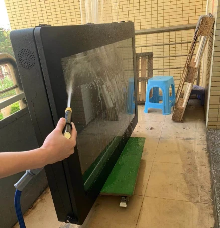 side panel computer